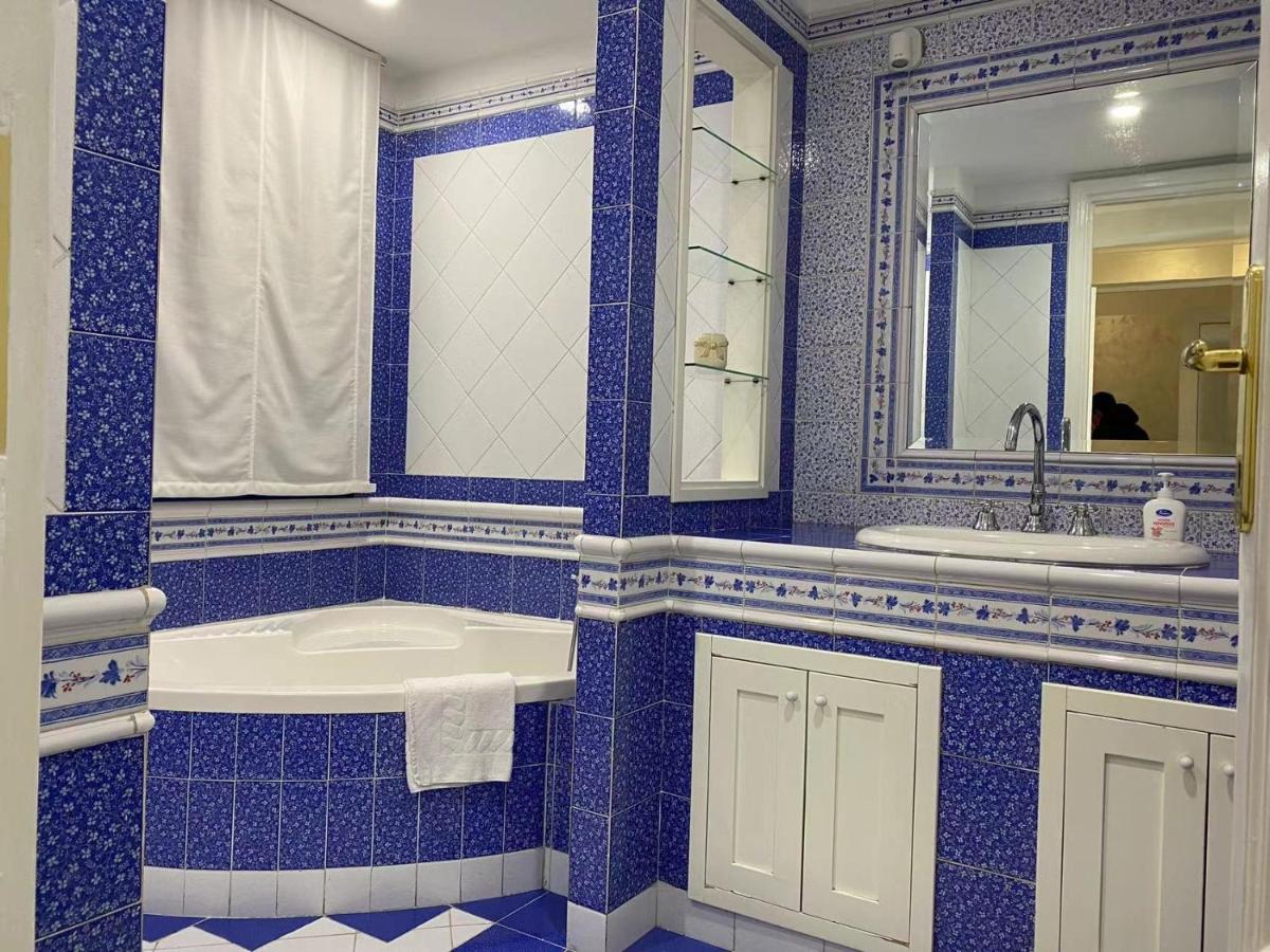 Appartement Cavour 44616 à Rome Extérieur photo