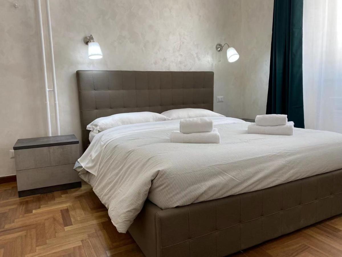 Appartement Cavour 44616 à Rome Extérieur photo