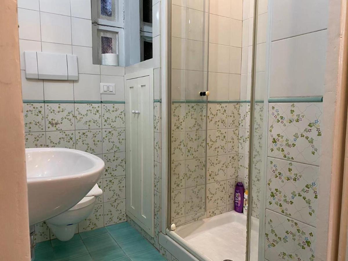 Appartement Cavour 44616 à Rome Extérieur photo