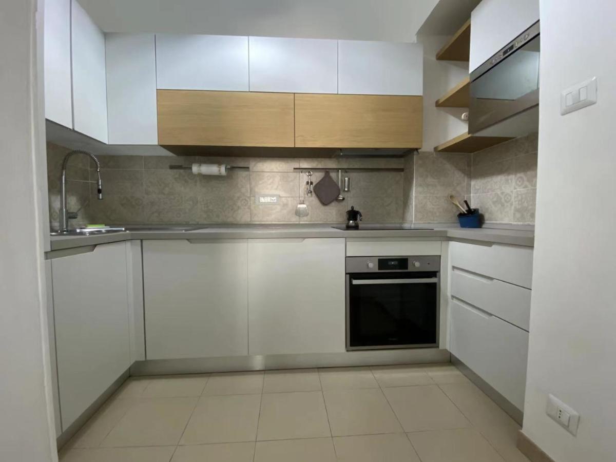 Appartement Cavour 44616 à Rome Extérieur photo
