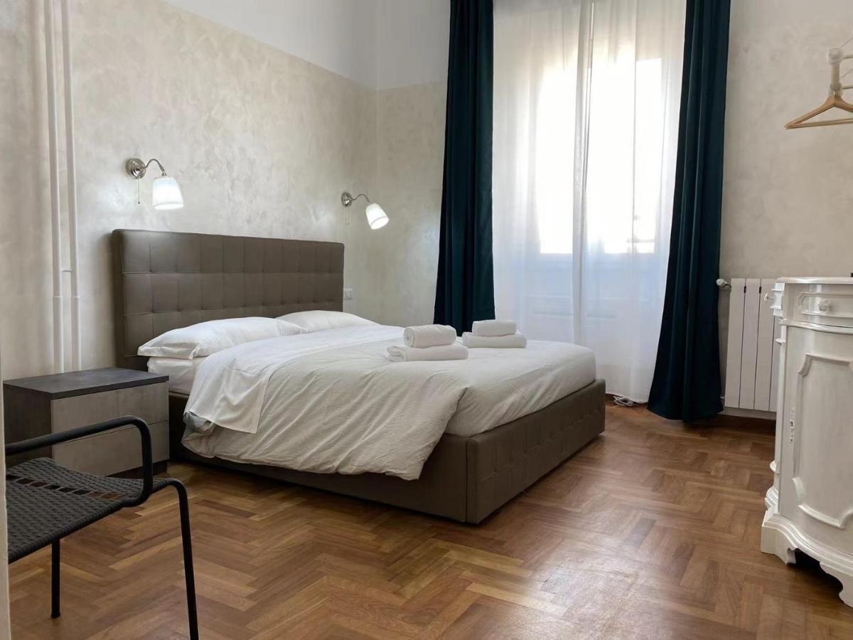 Appartement Cavour 44616 à Rome Extérieur photo