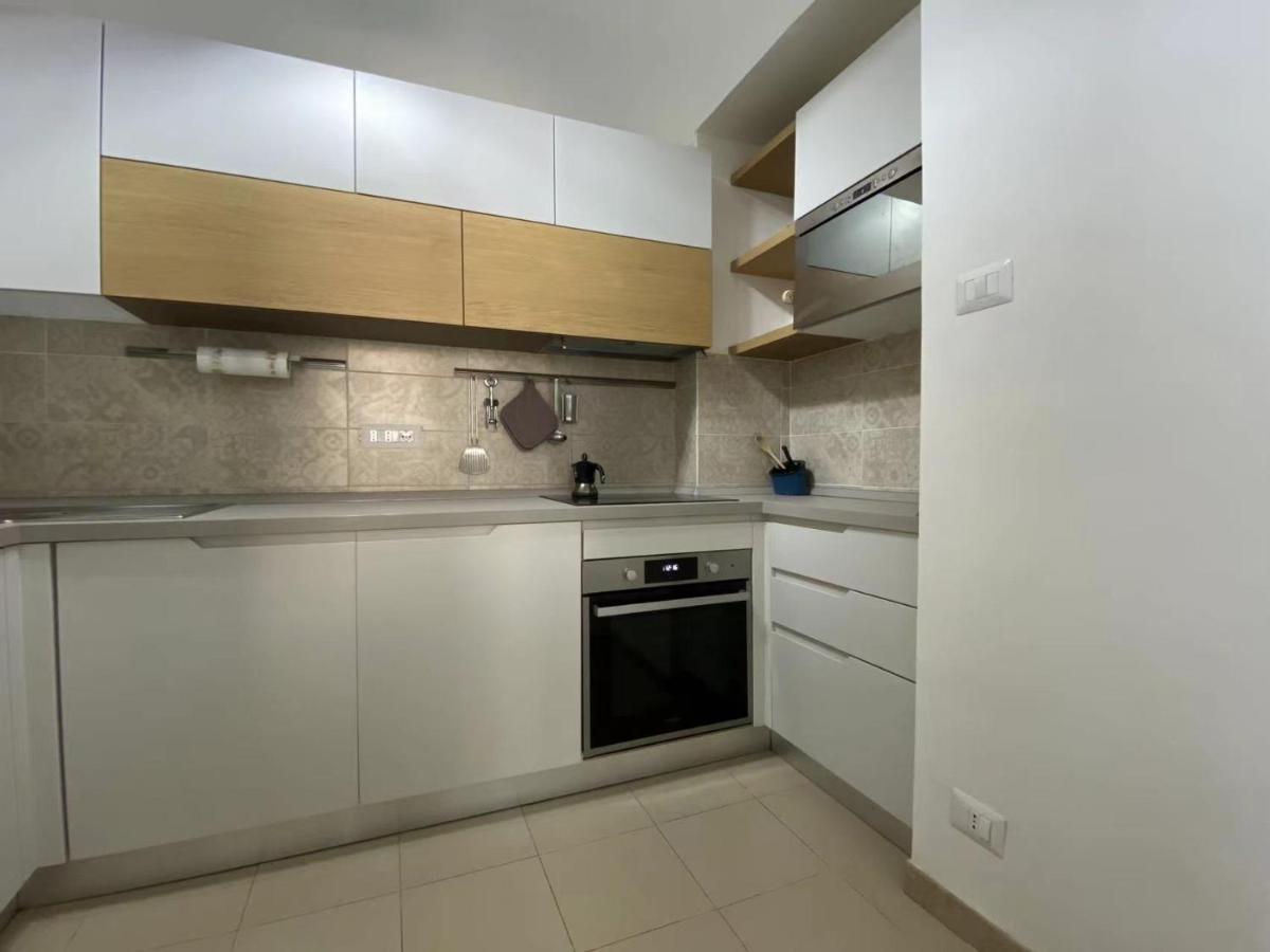 Appartement Cavour 44616 à Rome Extérieur photo